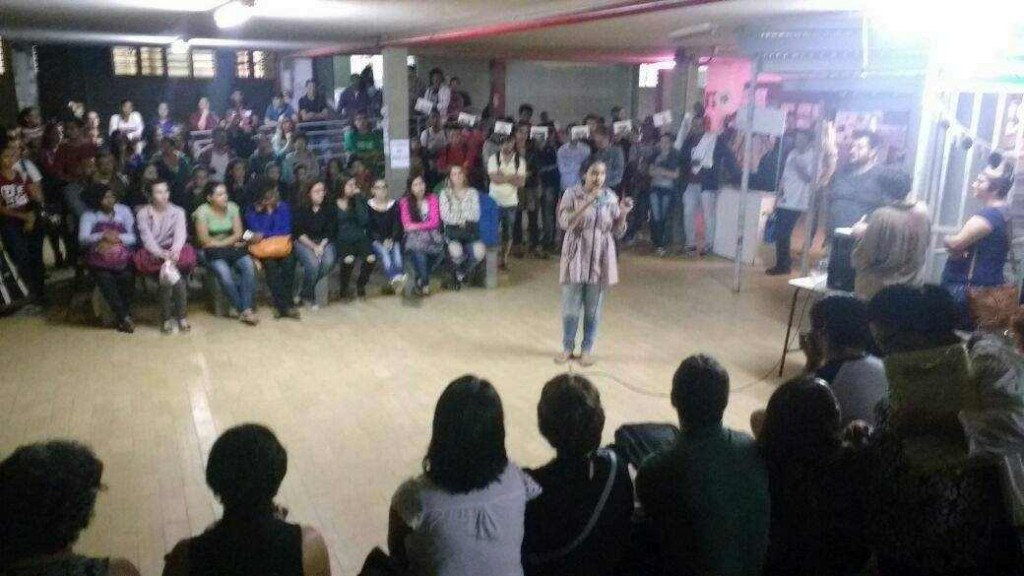 Estudantes ocupam a UEMG Divinópolis OCUPAÇÃO DA UEMG