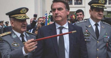 Bolsonaro diz que vai tirar o Brasil da Organização da Nações Unidas (ONU) por ser antro de comunistas