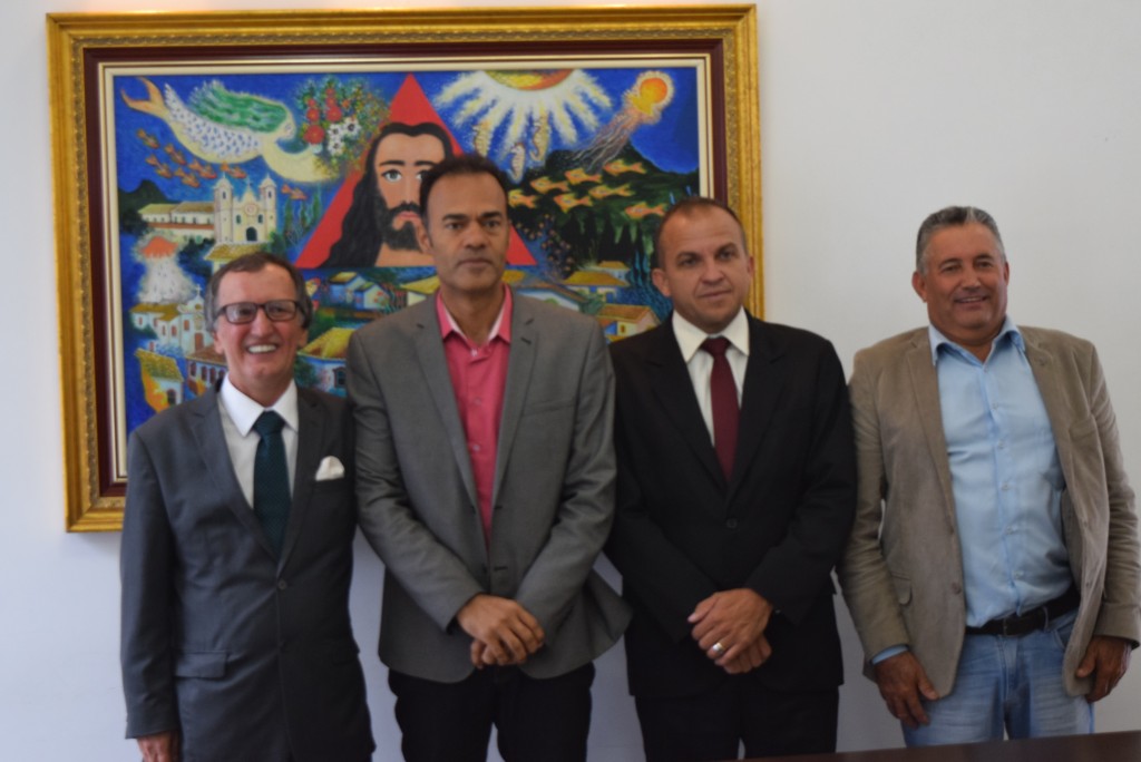 Kaboja é eleito pela quinta vez Presidente da Câmara de Divinópolis; anuncia cortes de funcionários e austeridade na Casa DSC_4249