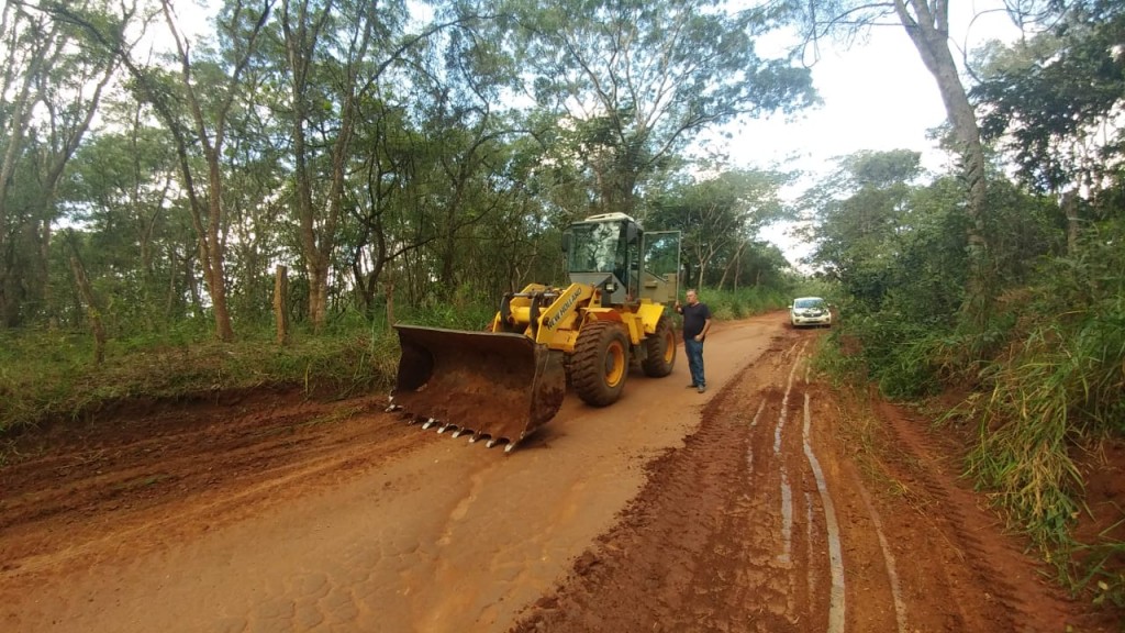 Estradas rurais de Divinópolis são recuperadas pela Secretaria de Agronegócios ESTRADAS 3