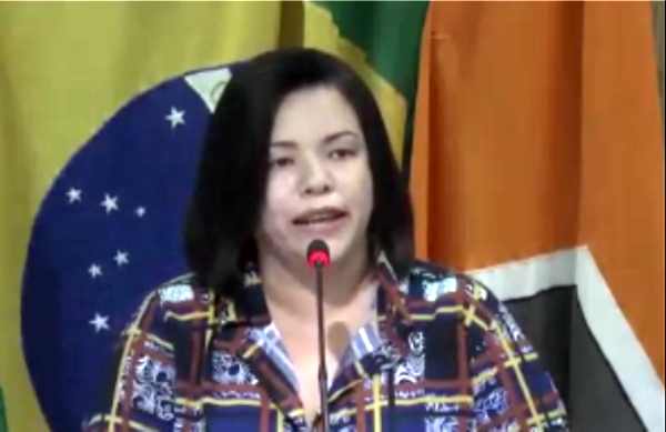 Prefeitura de Divinópolis atrasa pagamentos de abrigos de crianças e adolescentes as deixando em risco, diz vereadora