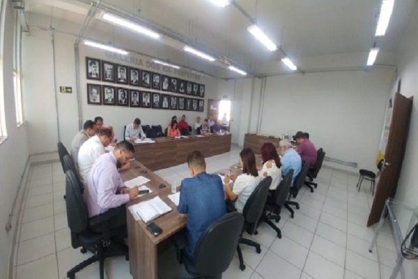 Câmara e Prefeitura de Divinópolis debatem ajustes do Serviço Municipal do Luto Serviço do Luto