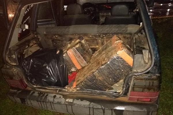 Trio é preso com droga que seria vendida em Divinópolis no porta-malas WhatsApp Image 2020-02-29 at 11.06.42