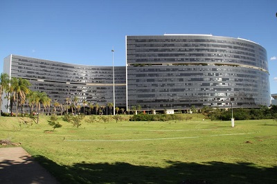 Governador de Minas decreta ponto facultativo para servidores; e meia jornada a partir da segunda-feira (23)