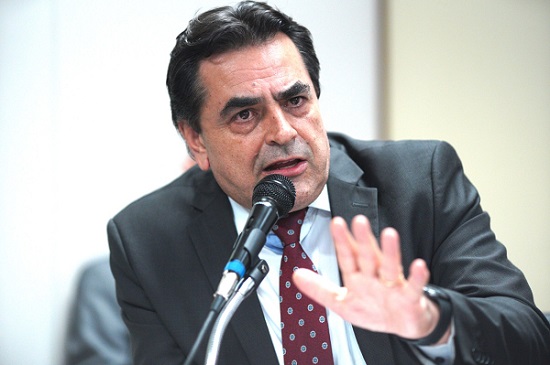 Compartilhamento de Fake News contra o deputado federal Domingos Sávio é investigada como crime Domingos Sávio 2