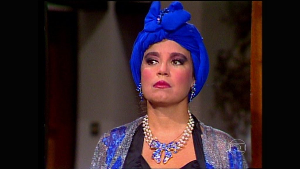 Viúva Porcina (Regina Duarte) está em casa com salário de só R$ 15 mil reais enquanto aguarda Bolsonaro lhe arrumar outro cargo WhatsApp Image 2020-05-29 at 12.21.10