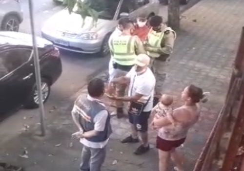 Vereador denuncia truculência de fiscais de posturas de Divinópolis em abordagem de vendedor de água (vídeo) vendedor de agua 2