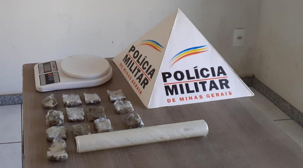 Polícia Militar apreende traficante e drogas em São Gonçalo do Pará 2