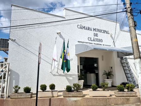 Câmara de Cláudio debate lei que pode mudar julgamento de políticos no Brasil CAMARA DE CLAUDIO