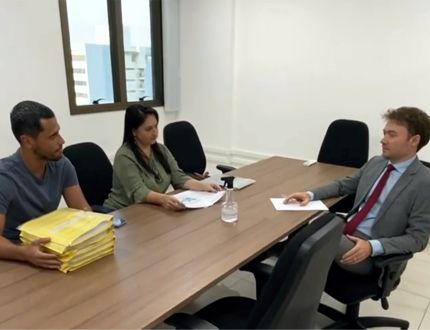 "CULPA NO CARTÓRIO" OU IGNORÂNCIA? Prefeito de Divinópolis e secretária vão ao MP para "antecipar defesa” na CPI da Educação (vídeo) CPI - EDUCAÇÃO 2