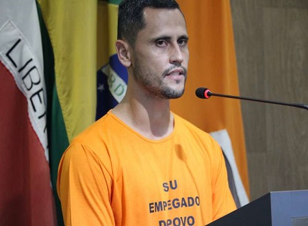 Prefeito de Divinópolis Gleidson Azevedo será ouvido na CPI da Educação a pedido da vereadora Lohanna França; Kaboja tentou impedir Gleidson azevedo 2