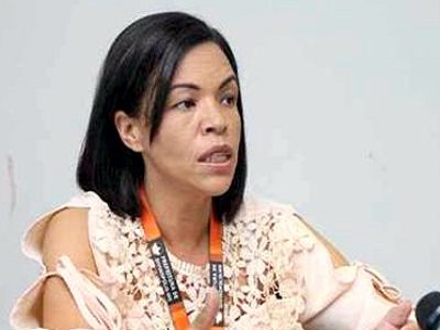 Após silêncio sepulcral, Janete Aparecida, em Nota, assume responsabilidade por plano e alinhamentos do Governo; Ações da Secretaria de Educação de Divinópolis, inclusa adesão de atas de preços janete Aparecida - vice-prefeita Divinópolis