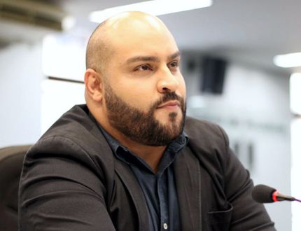 Vereador faz veementes críticas ao tempo de aprovação de projetos em Divinópolis, quase um ano; Nova Serrana aprova em uma semana Roger Viegas 3