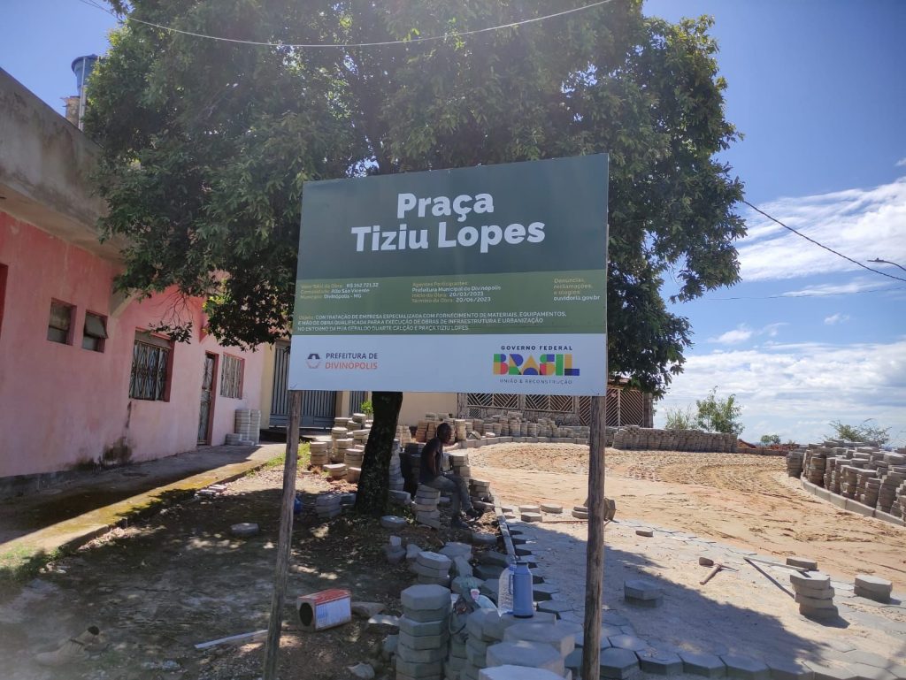 Divinópolis: Praça no Alto São Vicente é construída com recursos de emendas de Domingos Sávio Praça alto são vicente