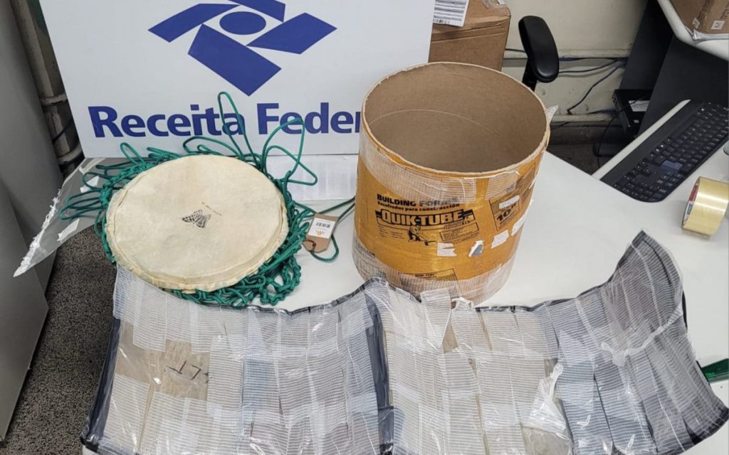 Exclusivo: Droga endereçada a Divinópolis é apreendida pela Receita Federal no Aeroporto Internacional do Galeão, no Rio de Janeiro; PF investiga haxixe