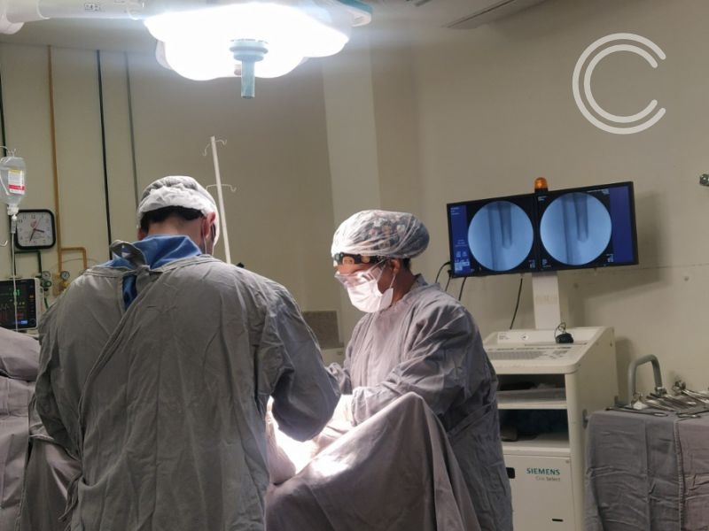 CSSJD realiza cirurgia inédita de congelamento de ossos para retirar tumor osso