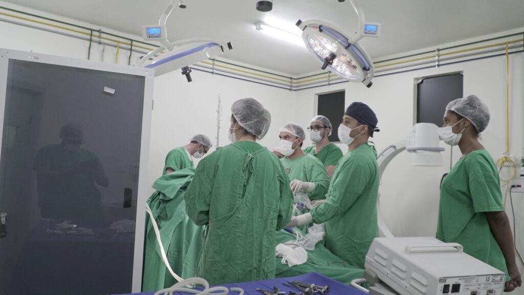 Parcerias entre a Secretaria de Saúde, Santa Casa e Asimec estão zerando as filas de espera em cirurgia eletivas em Cláudio/MG WhatsApp Image 2023-08-24 at 15.43.01
