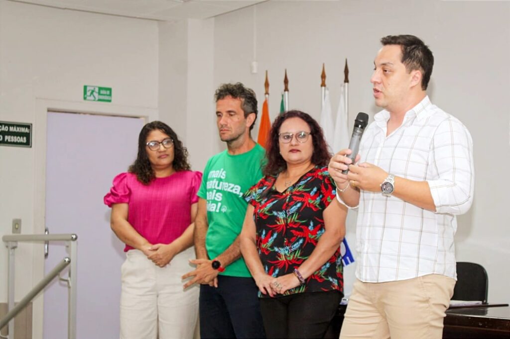 Representante da FIEMG assume presidência do Comitê da Bacia Hidrográfica do Rio Pará (CBH-Pará) thumbnail_analista-ambiental-toma-posse-diretoria-cbhpará