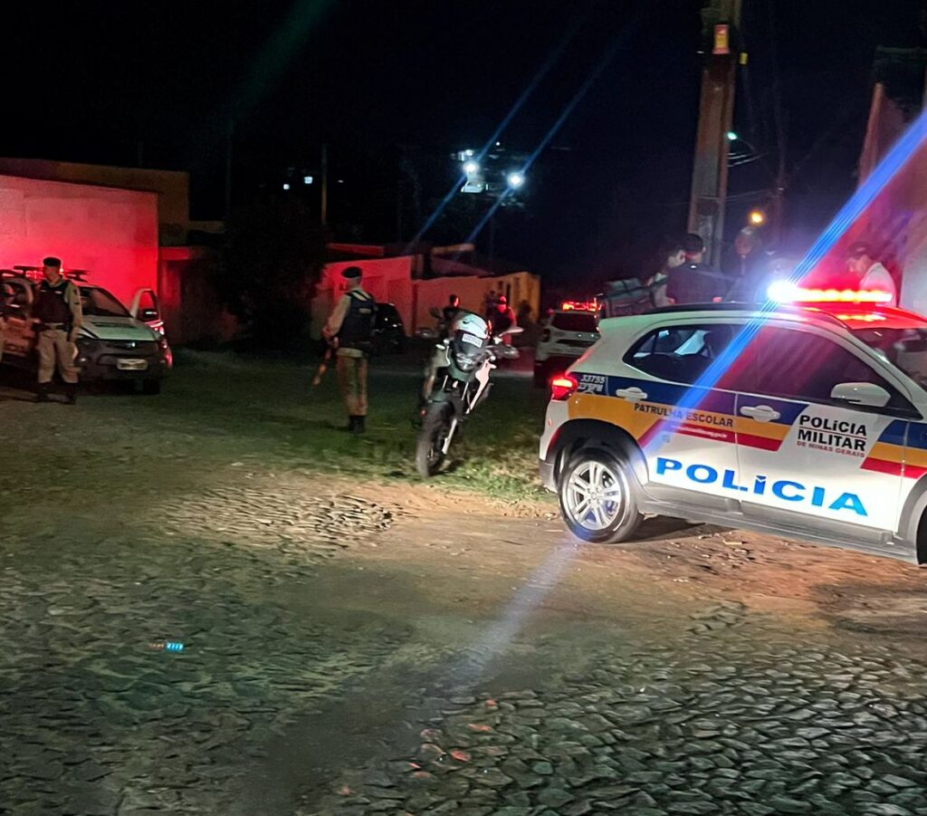 Divinópolis em noite sangrenta registra duas mortes simultaneamente no Bairro Nações; Sobe para 41 assassinatos em 2023 morte divinopolis