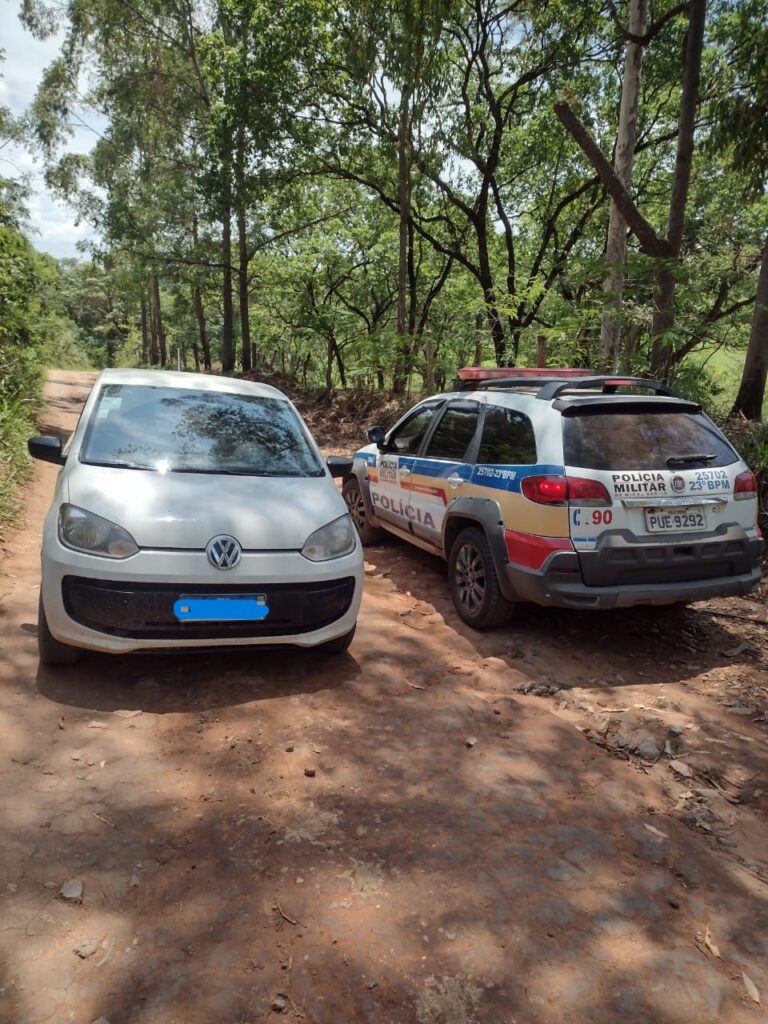 Homens são presos em Divinópolis por roubo de veículos e formação de quadrilha Homens são presos em Divinópolis por roubo de veículo e formação de quadrilha