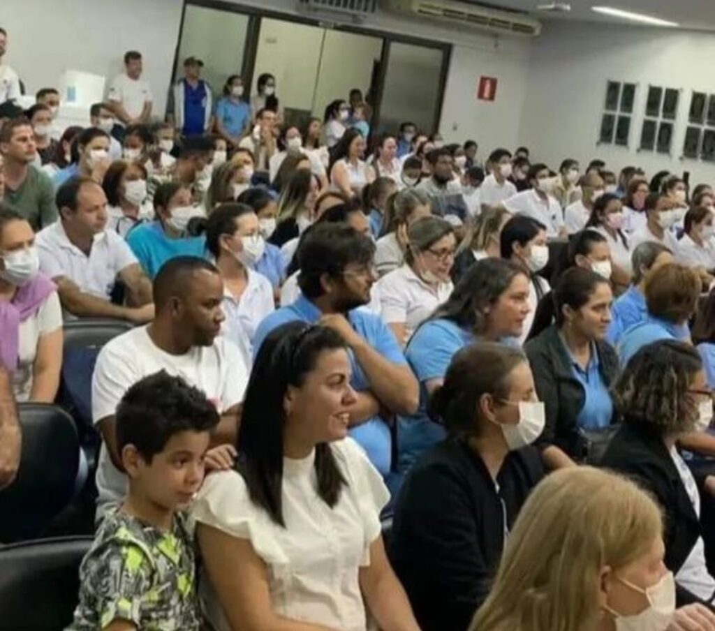 Crise na Saúde de Divinópolis: Processo Seletivo para Agentes Comunitários é Ameaçado por Irregularidades e pode ser até anulado. agentes de saúde