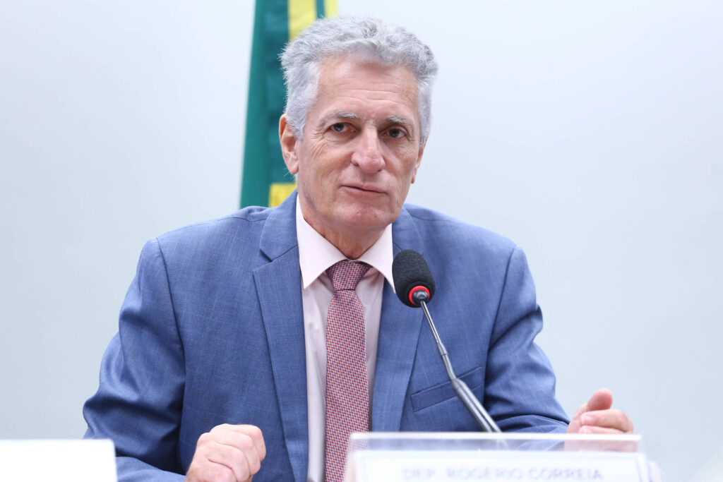 Minas: Rogério Correia (PT) foi o parlamentar mais presente nas sessões de 2023 da Câmara dos Deputados; Paulo Abi-Ackel (PSDB), o mais ausente Rogerio correa
