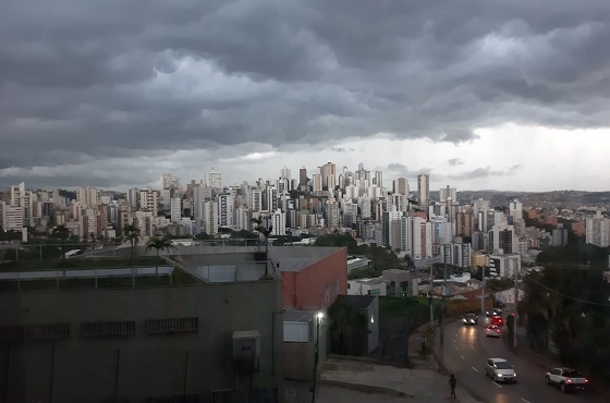 /Belo Horizonte em estado de alerta após previsão de chuvas intensas e risco geológico da Defesa Civil; confira os detalhes content_chuva_-_nublado_-_tempestade_-_cred_andre_willis_-_divulgacao