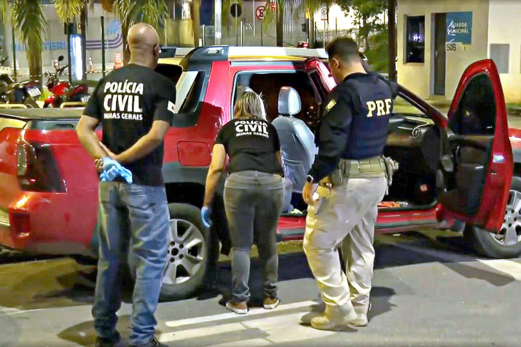 Contagem: Motorista atira em carro após fechada e mata menina de 6 anos na Fernão Dias menina de 6 anos