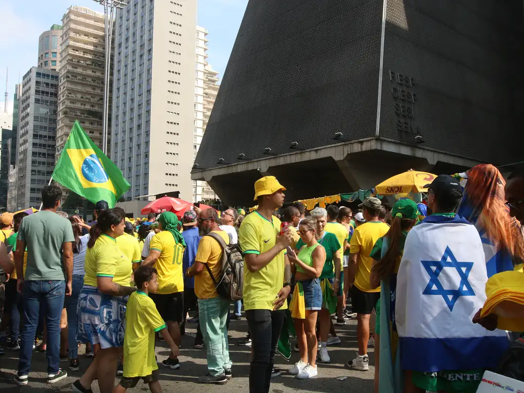 Entidades Israelitas demonstram preocupação no uso da bandeira de Israel em manifestação bolsonarista