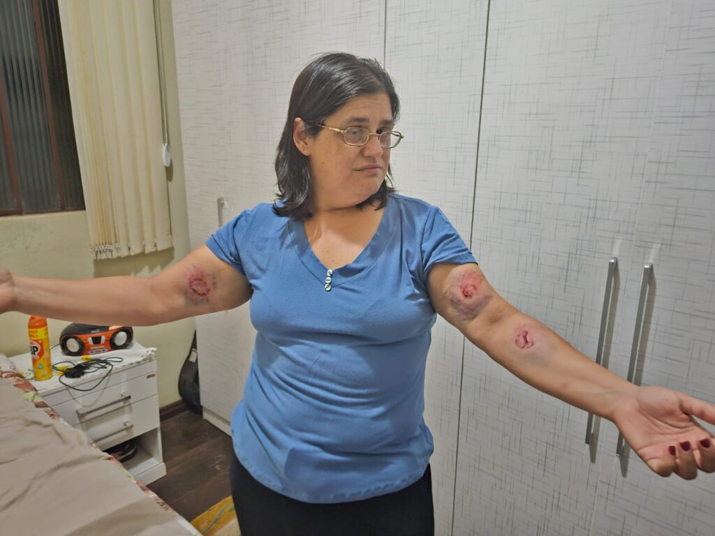 Divinópolis: Professora da rede estadual de ensino é violentamente agredida por aluno professora