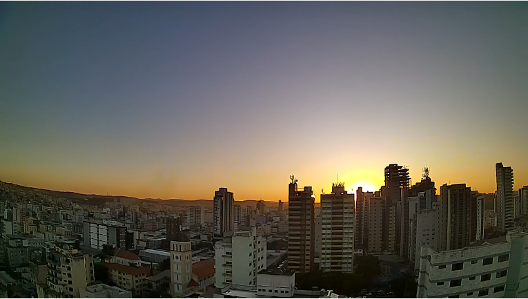 Divinópolis celebra 112 anos com mínima de 11°C; Defesa Civil alerta Minas sobre queda de temperatura e baixa umidade FI-M-DE-TARDE