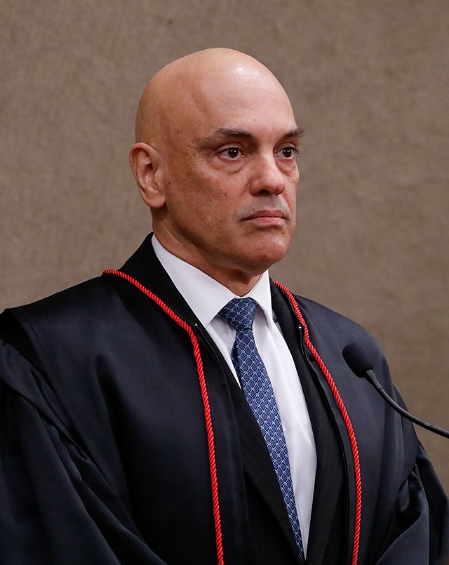Trump parte para o confronto, Alexandre de Moraes e STF vira alvo dos EUA após ações contra Bolsonaro Trump parte para o confronto, Alexandre de Moraes e STF vira alvo dos EUA após ações contra Bolsonaro
