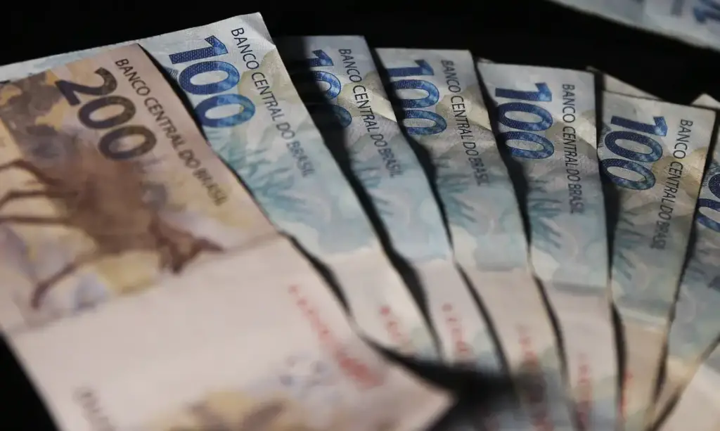 Governo Federal libera R$ 2,9 bilhões bloqueados do Orçamento real_moedadinheiro_jfcrz_abr_1701220046_1