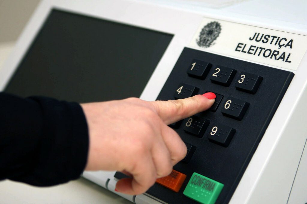 Partidos políticos podem registrar candidaturas até dia 15 de agosto 29211044370-530d5021a5-h-1024x682