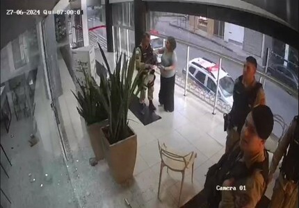 Loja arrombada em pleno Centro de Divinópolis tem 14 celulares furtados e prejuízo incalculável