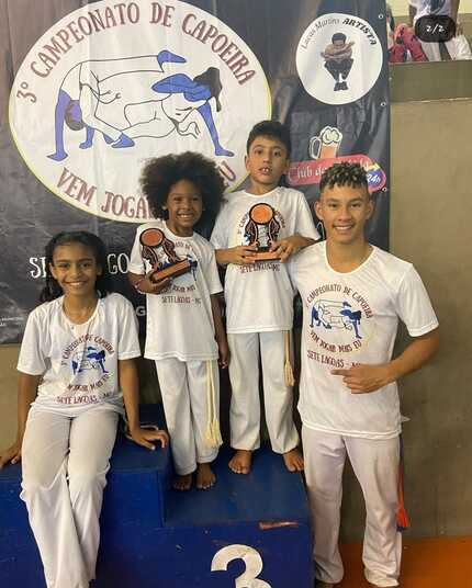 Divinópolis conquista título em campeonato de capoeira Divinópolis conquista título em campeonato de capoeira