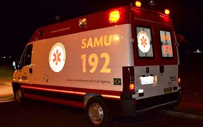 Divinópolis: Idosa fica em estado grave após atropelamento na MG-050 Samu-a-noite-1
