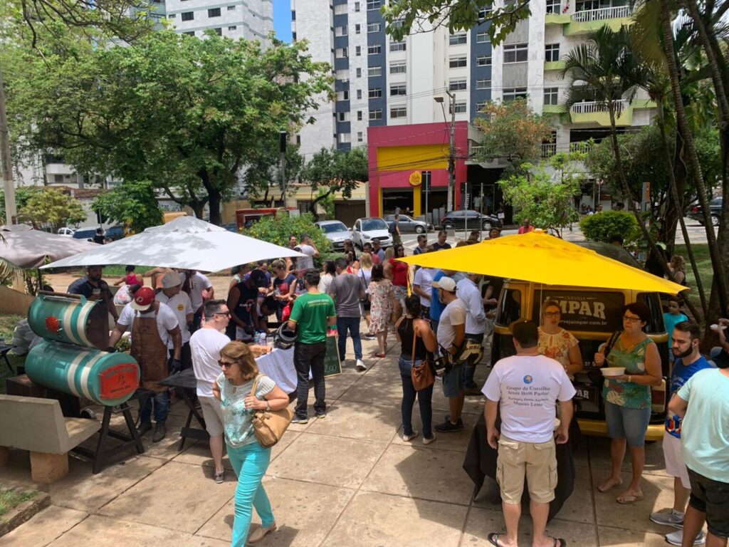 Associados Abrasel marcam presença com gastronomia mineira no Minascon WhatsApp Image 2024-06-21 at 13.31.55
