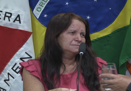 Mãe passa mal em seção da Câmara de Divinópolis e reafirma que filha foi enviada da UPA para Oliveira já morta