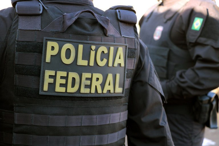 Policial é acusado pela prática de estupro de vulnerável por sete anos