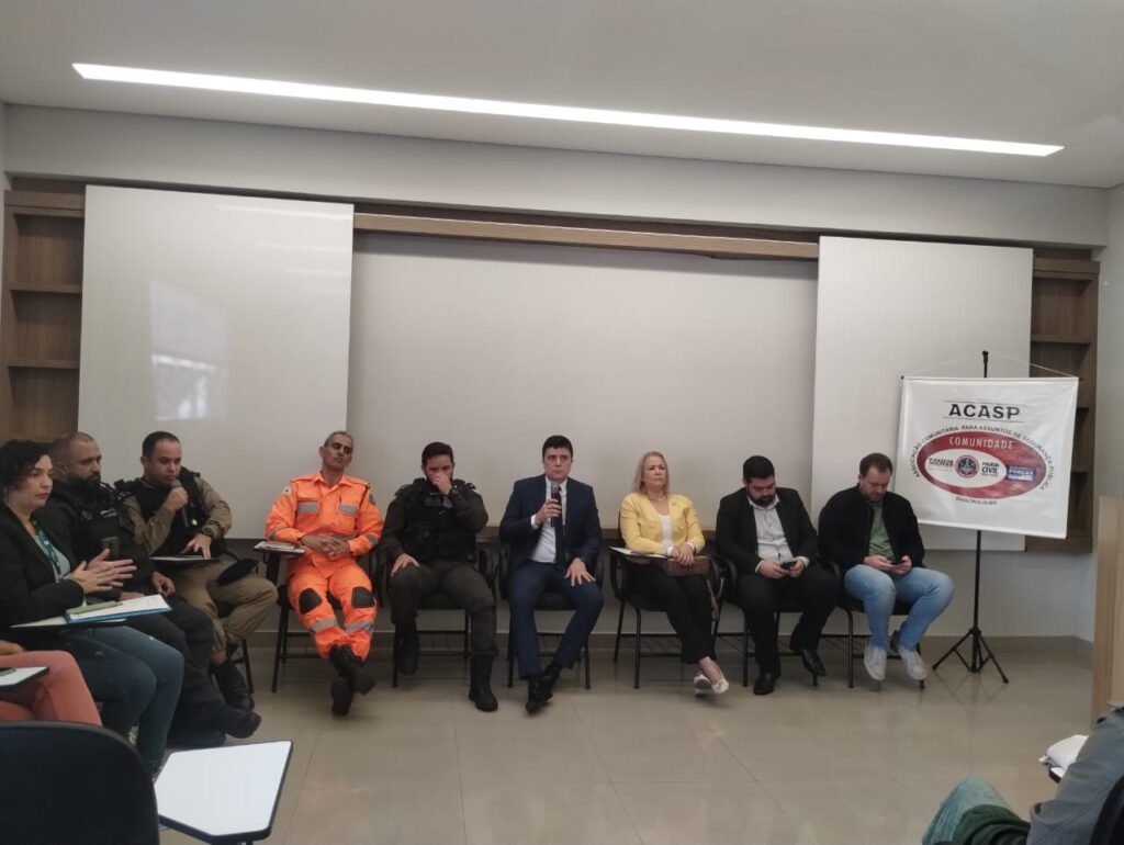 Furtos em empresas por falta de iluminação nas vias públicas de Divinópolis foi pauta da reunião da ACASP WhatsApp Image 2024-07-04 at 11.31.55