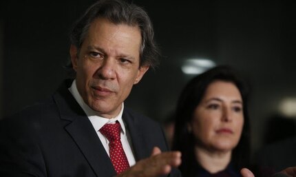 Governo anuncia congelamento de R$ 15 bilhões age20240718031 (1)