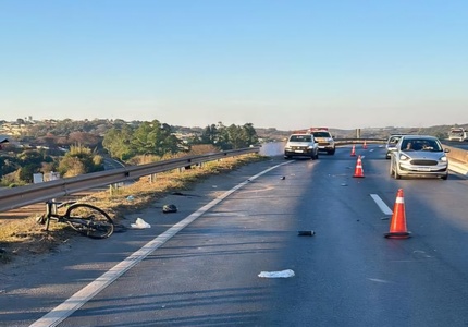 Ciclista morre atropelado na MG-050, em Divinópolis, e motorista foge pela rodovia 1000100097