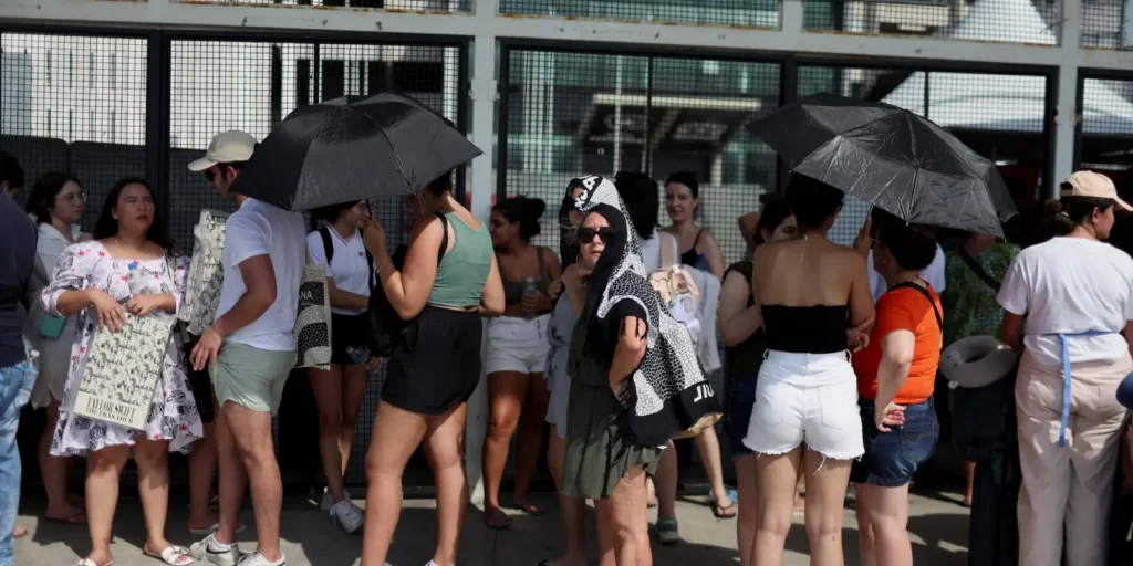 Após morte em show de Taylor Swift, grandes eventos devem garantir água gratuita ao público 2023-11-16t182336z_1774949174_rc2ee4ar5r2h_rtrmadp_3_brazil-weather