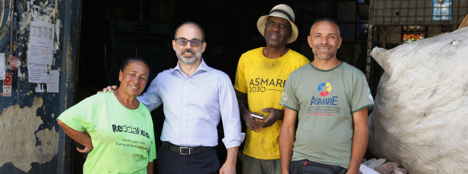 Catadores de recicláveis em Minas Gerais agora são isentos de ICMS, impulsionando o setor
