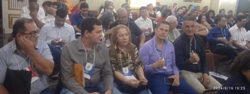 Liderança do Sintram ganha força na nova diretoria da Federação Interestadual dos Servidores Públicos DIRETORES-TOMAM-POSSE-DENTRO-1024x387