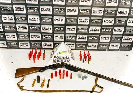 Dois homens são presos por portar armas de fogo e munições ilegais em Divinópolis