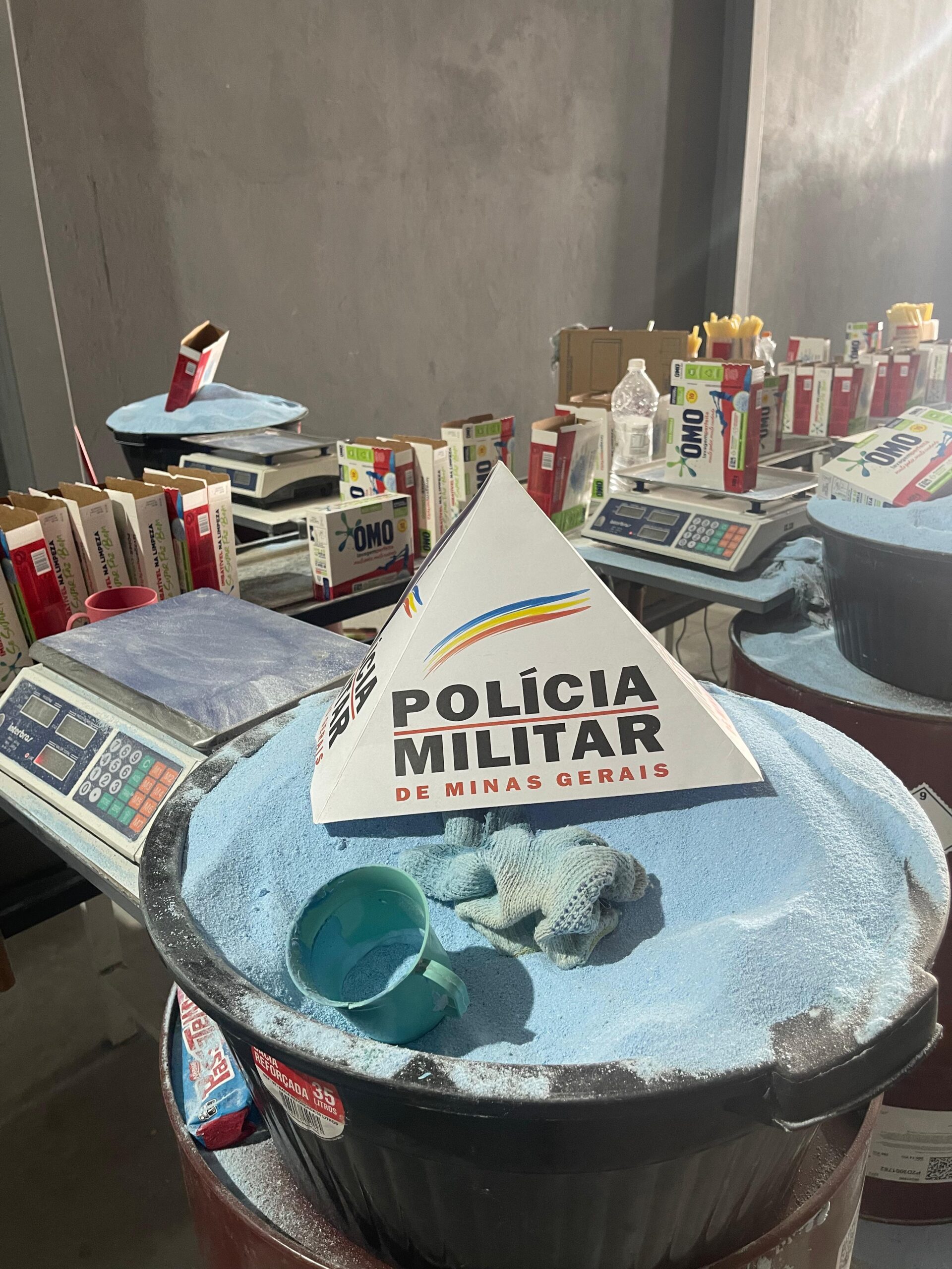Continuação do caso: Polícia Militar desmantela fábrica clandestina de sabão em pó falsificado em Ermida
