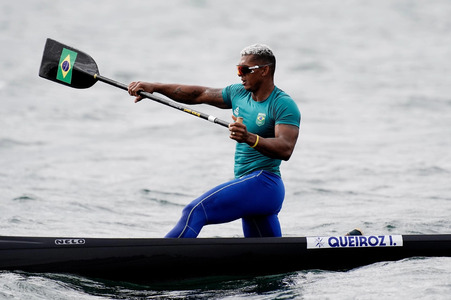 Isaquias Queiroz garante prata nas Olimpíadas, canoísta brasileiro brilha na prova dos 1000 metros; medalhista fica atrás apenas de Rebeca