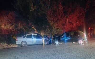 Motorista provoca acidente de ultrapassagem em local proibido e foge acidente 3
